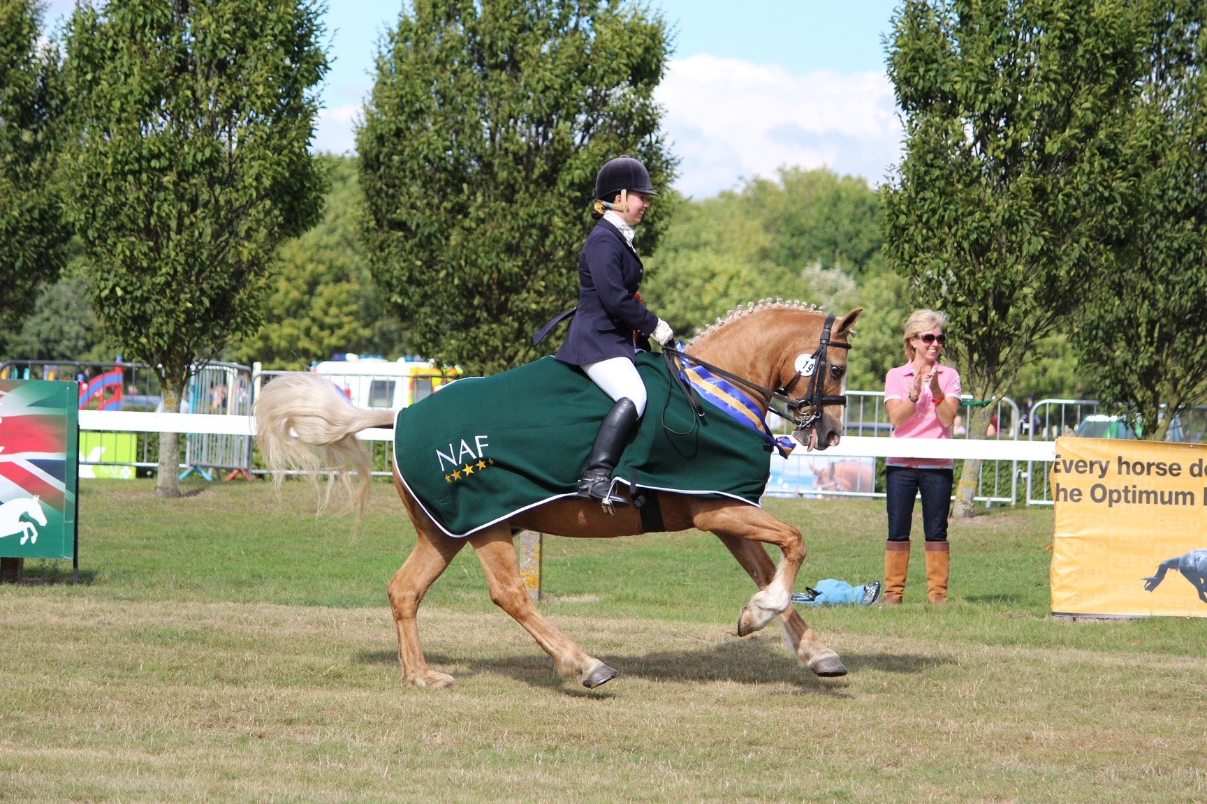 Picture of Lara Davies equine lawyer